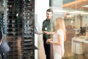 How to Choose the Right Hardware for Your Linux Dedicated Server